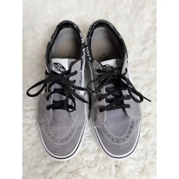 Vans Sk8-Low Grey Suede Black Paisley Bandana Sneakers Mens 6.5 Womens 8.0 - Picture 3 of 8